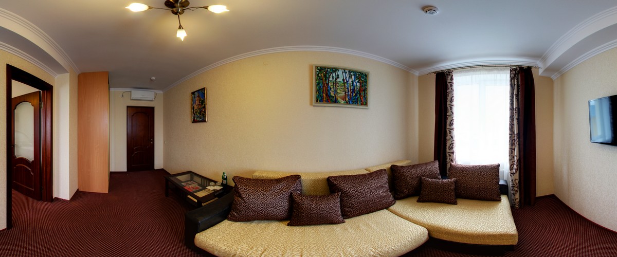 Hallway in Suite (2-rooms)