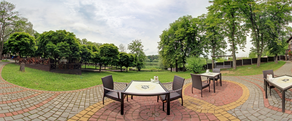 villa_austria_05_stolyky_03