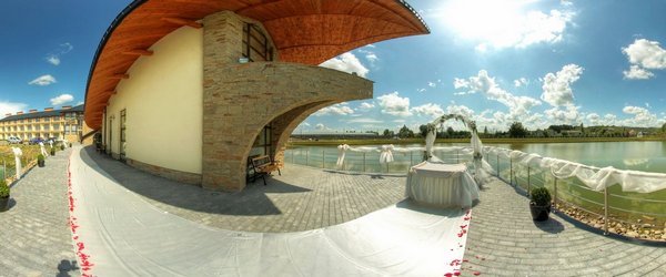 Весільна арка