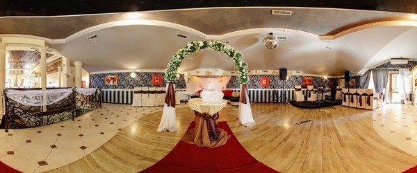 Танцювальний зал