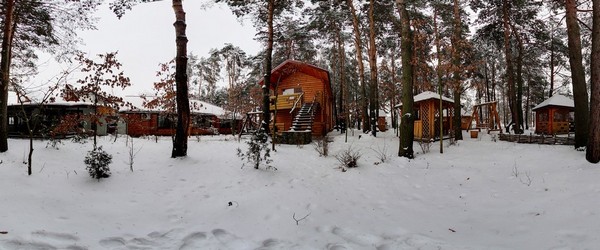 Дворик, альтанки