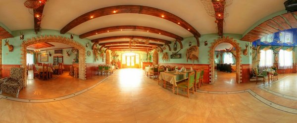 Ресторан - бар та рецепція