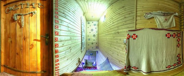 Котедж Гуцульський №1 коридор