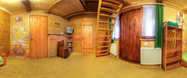 Котедж Гуцульський №1 Весна