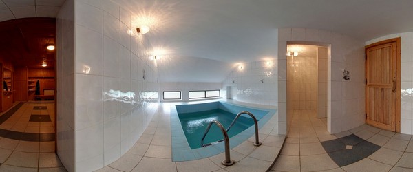 сауна (басейн)