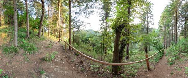 Початок «Ведмежої стежки»