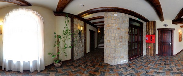 3-ій поверх, коридор