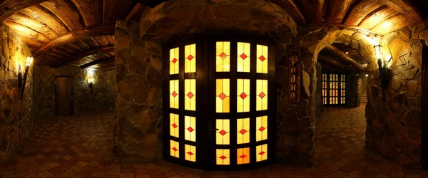 Коридор цокольного поверху