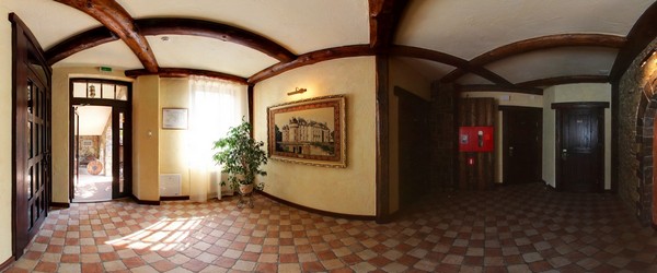 Коридори готелю