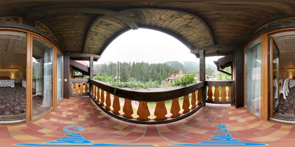 Люкс на 3-му поверсі котеджу, балкон 2-ї спальні