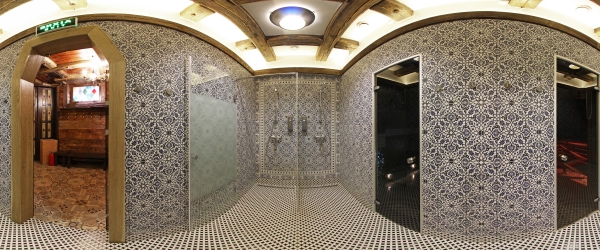 SPA-зона готелю: душова та відра для холодного обливання