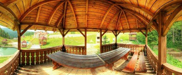 Літня альтанка