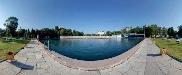 Басейн