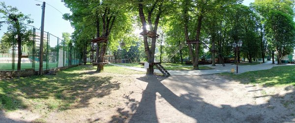 Мотузковий атракціон