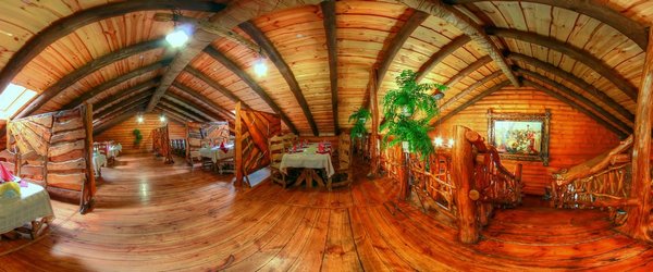 Верхній зал