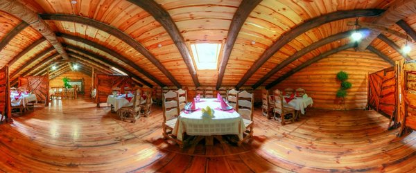 Верхній зал