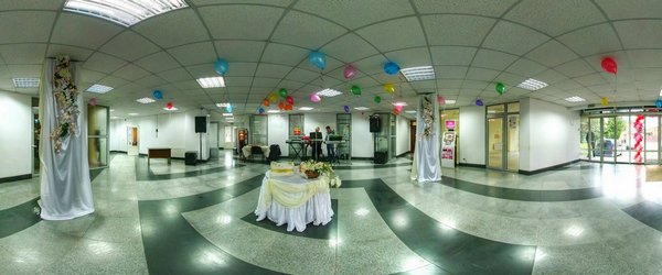 Хол, місце для танцю