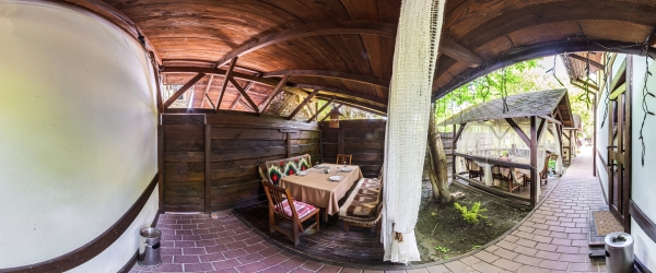 Крайня альтанка