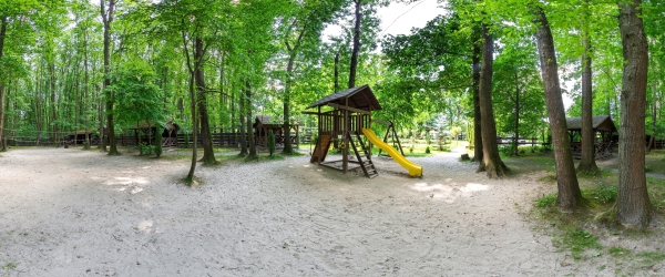 Дитячий майданчик, мотузковий парк