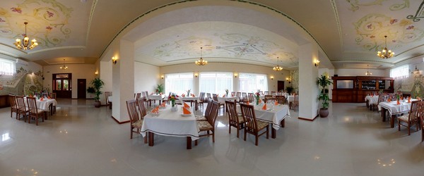 Зал ресторану