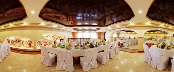 Верхній зал