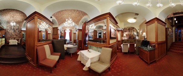 Обідня зала