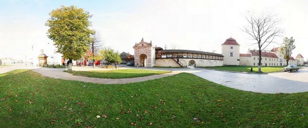 UKR_(brama_zvirenecka_centr)