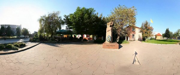 UKR_(konovalec_pamjatnik)